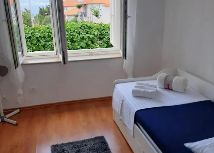 With Parking Space Supetar, Brac - 23372 Supetar
