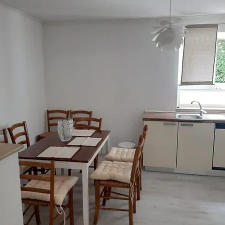 Daire With Parking Space Supetar, Brac - 23372 Supetar