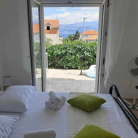 With A Parking Space Supetar, Brac - 23372 Διαμέρισμα